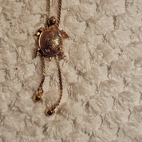 Avon Gold Turtle Lariat Necklace - Picture 1 of 5